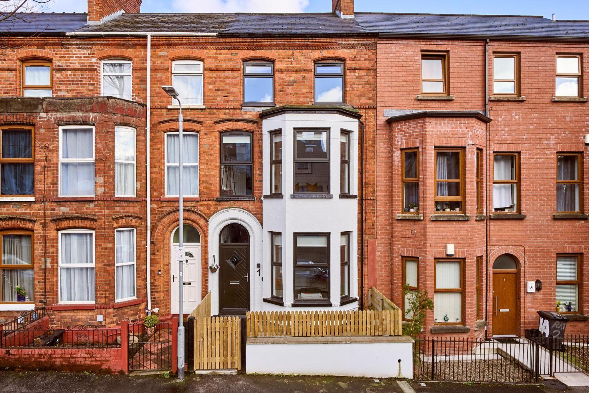 Luxury Lets - Fortwilliam Townhouse Belfast