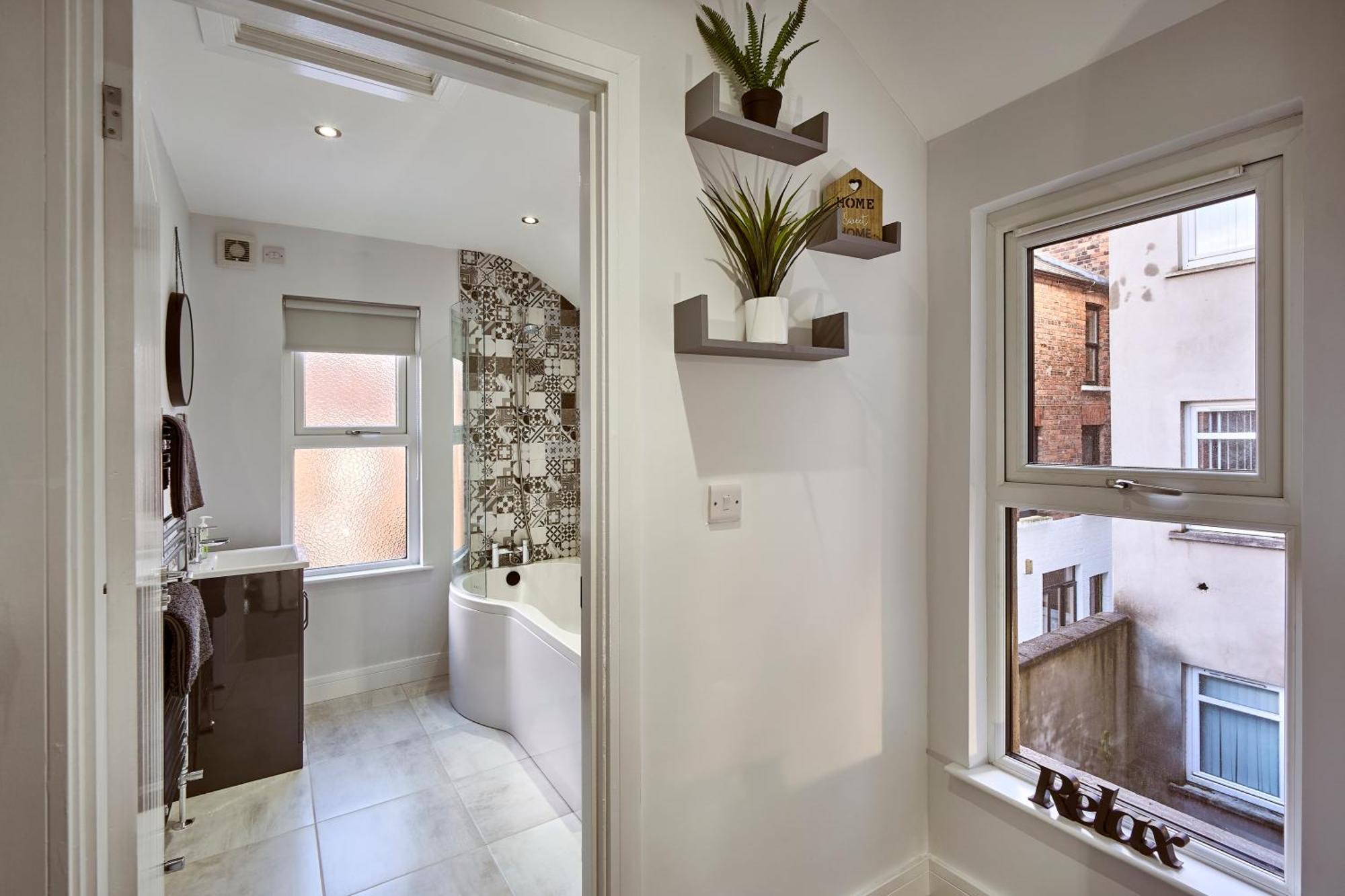 Holiday home Luxury Lets - Fortwilliam Townhouse Belfast