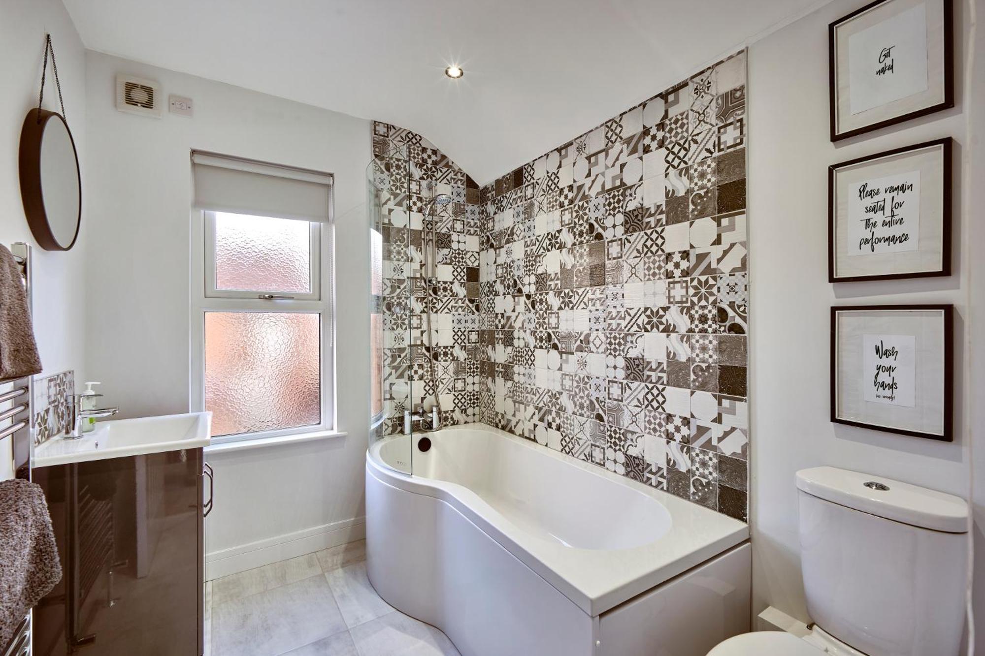 Holiday home Luxury Lets - Fortwilliam Townhouse Belfast