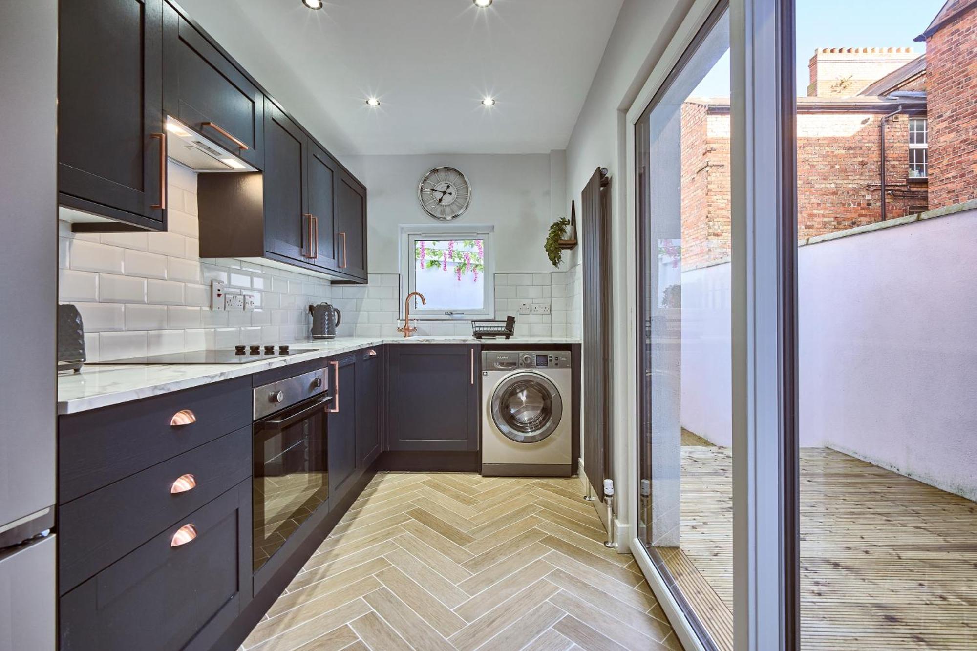 Luxury Lets - Fortwilliam Townhouse Holiday home *